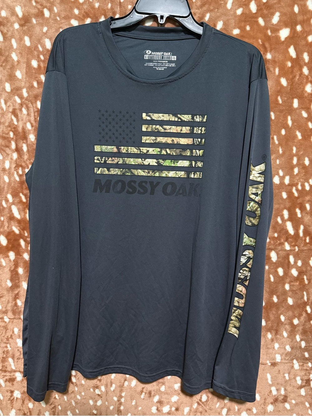 Mossy Oak Black Long Sleeve Dri-fit Shirt with Camo Flag Accent